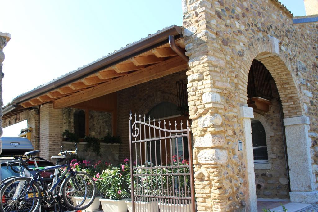 Giardino Degli Ulivi Διαμέρισμα Caprino Veronese Εξωτερικό φωτογραφία
